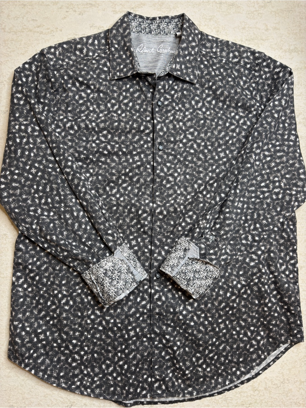 Robert Graham Shirt Mens L Classic Fit Flip Cuff Black Allover Print Button Up